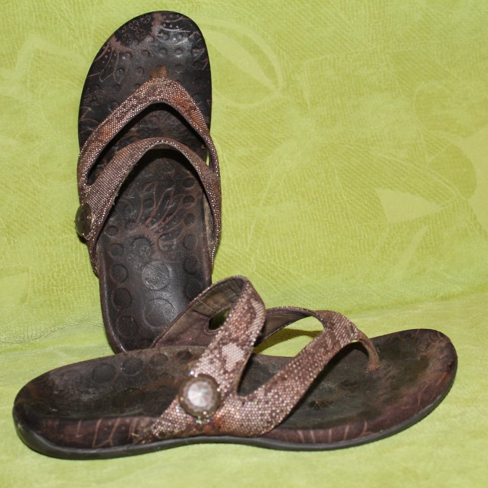 Vionic toe post sandal - Picture 3 of 4
